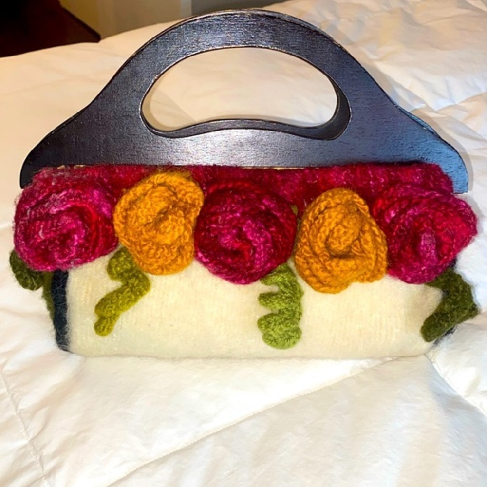 Hand knit purse by Mary Ann Gebhardt